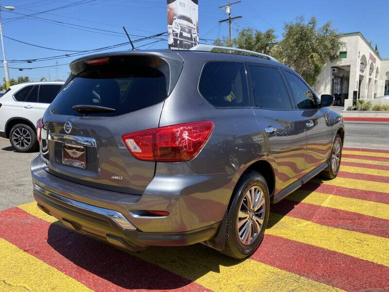 2017 Nissan Pathfinder S