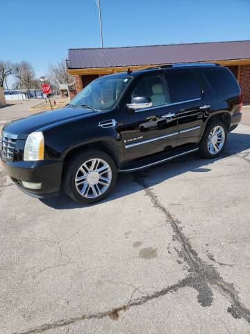 2007 Cadillac Escalade for sale at D & R Auto Sales in South Sioux City NE