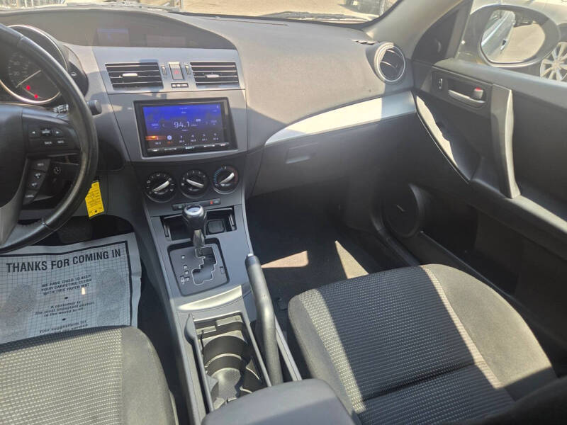 2012 Mazda MAZDA3 i Touring