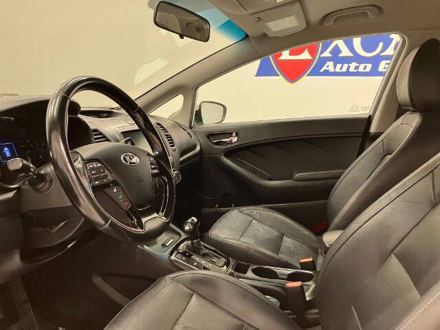 2017 Kia Forte5 EX