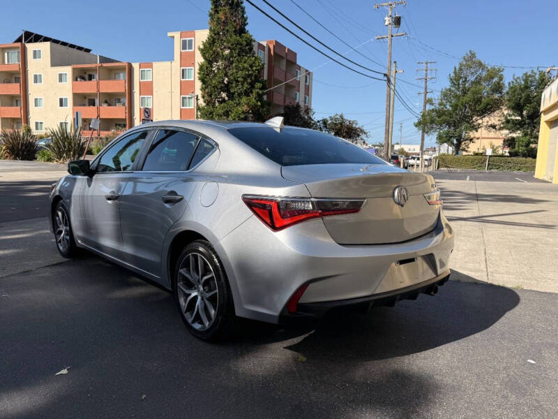 2019 Acura ILX w/Tech