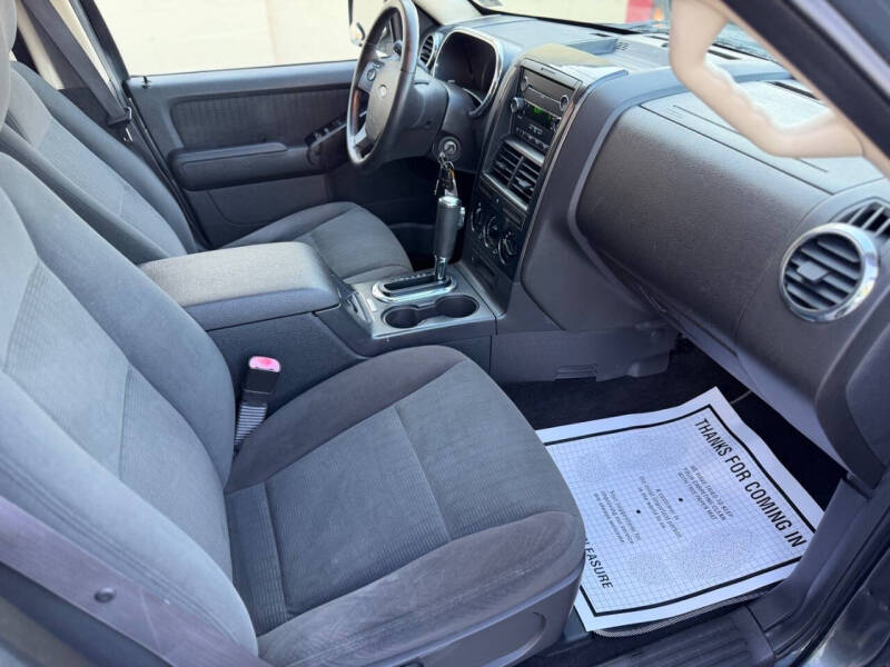 2010 Ford Explorer XLT
