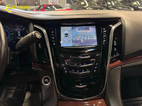 2016 Cadillac Escalade ESV Luxury Collection
