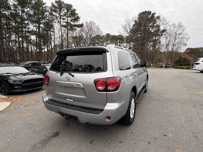 2019 Toyota Sequoia SR5