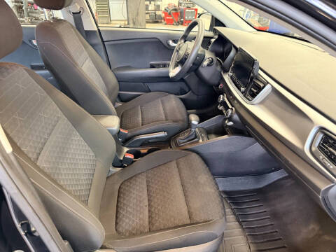 2023 Kia Rio 5-Door S