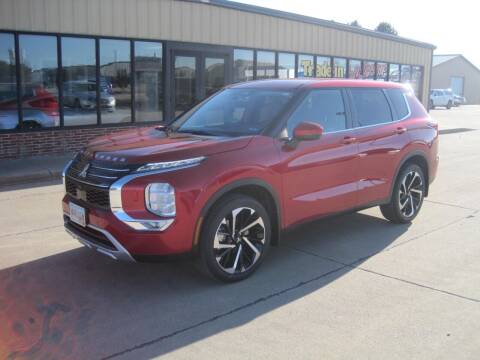 2023 Mitsubishi Outlander for sale at IVERSON'S CAR SALES in Canton SD