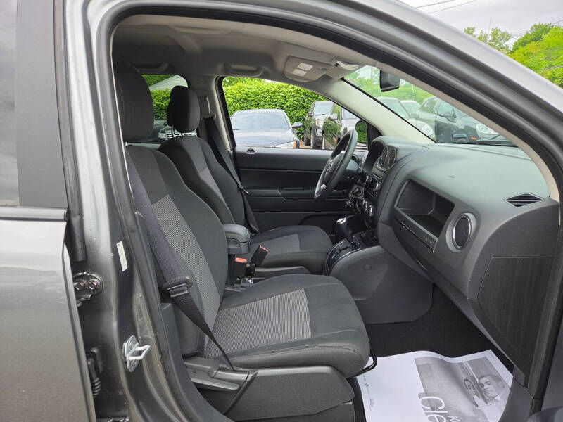 2012 Jeep Compass Sport