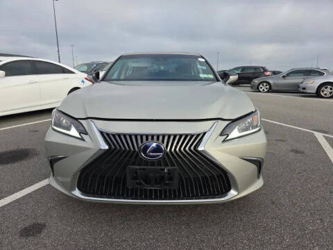 2019 Lexus ES 300h