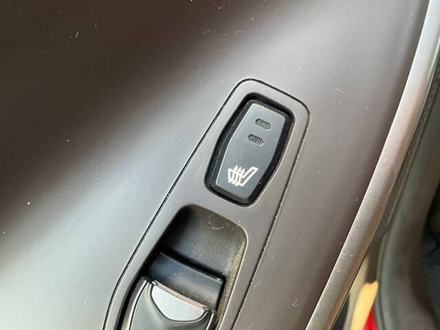 2017 Hyundai Santa Fe SE Ultimate