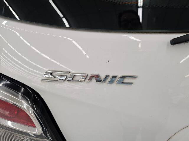 2018 Chevrolet Sonic LT Auto Fleet