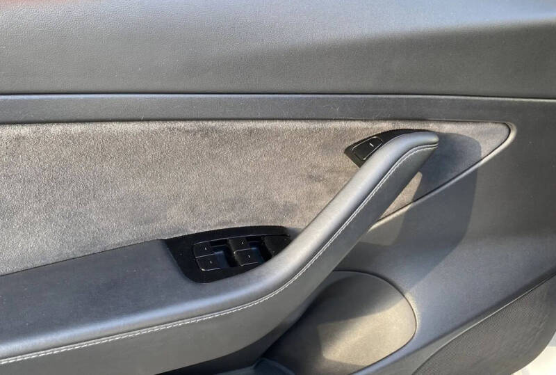 2020 Tesla Model 3 Standard Range