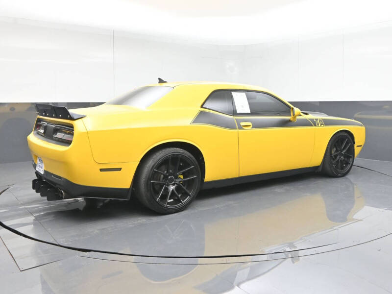 2017 Dodge Challenger R/T Plus
