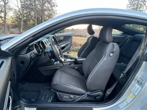 2015 Ford Mustang V6