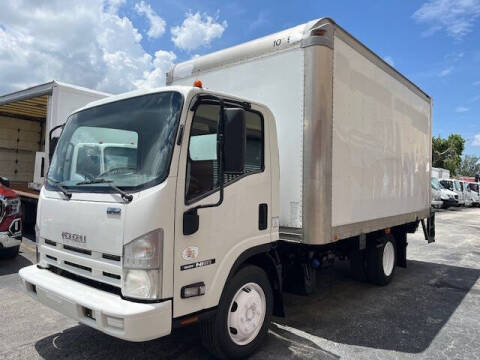 2012 Isuzu NRR