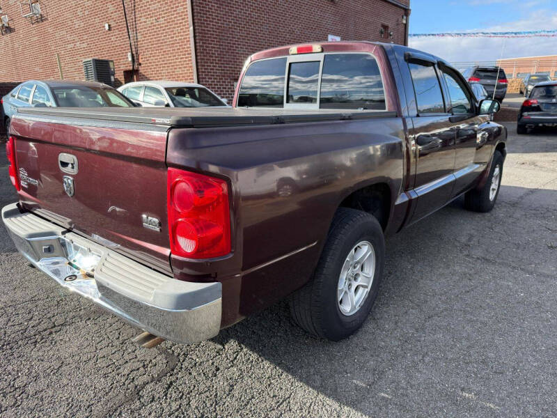 2005 Dodge Dakota SLT