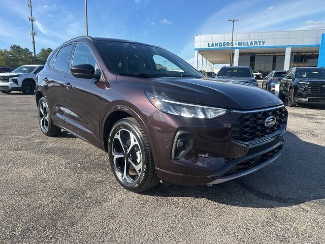 2023 Ford Escape ST-Line Select