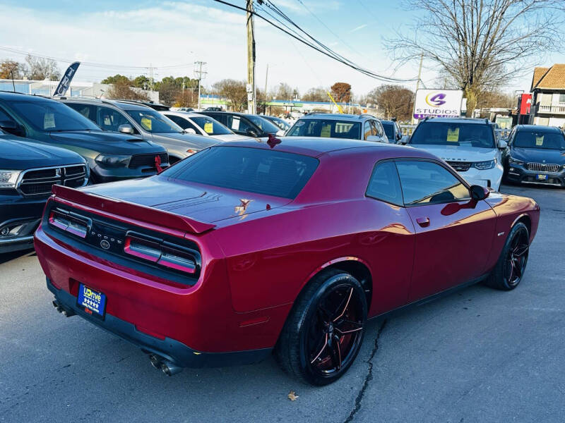 2015 Dodge Challenger R/T Plus