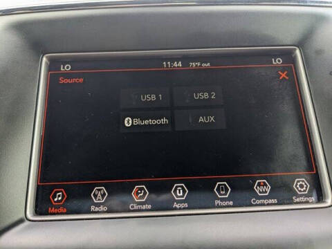 2020 Jeep Grand Cherokee Laredo E