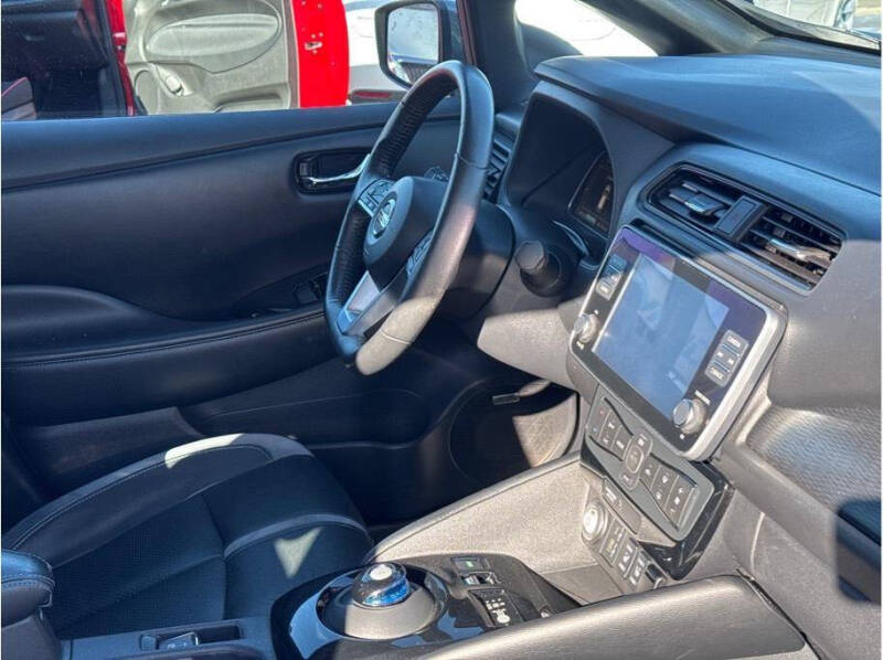 2020 Nissan LEAF SL PLUS