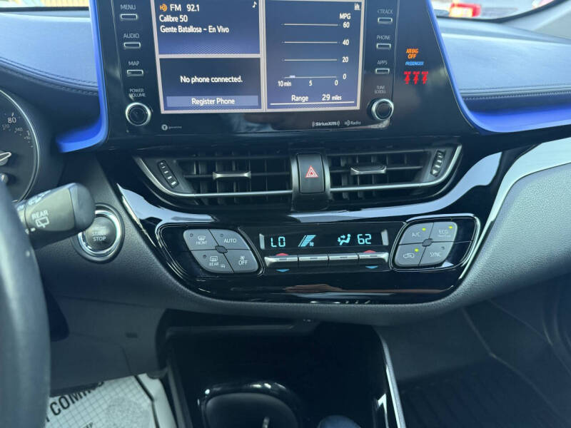 2021 Toyota C-HR XLE