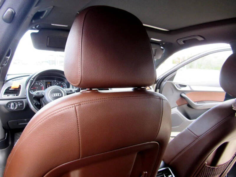 2016 Audi Q3 2.0T Premium Plus