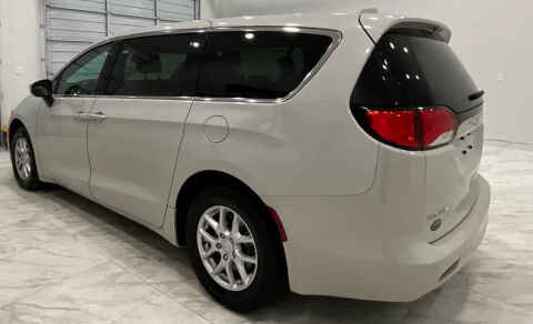 2017 Chrysler Pacifica Touring