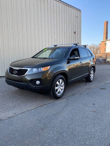 2013 Kia Sorento for sale at Jareks Auto Sales in Lowell MA