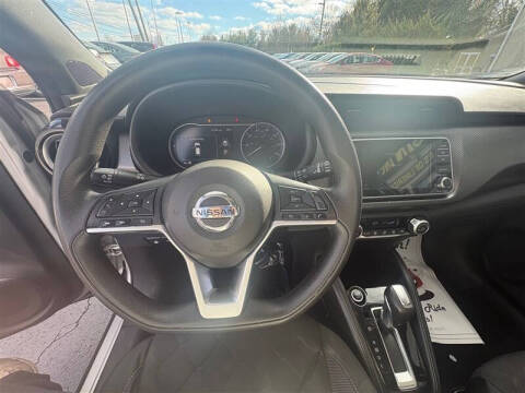 2020 Nissan Kicks SV