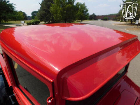 1933 Chevrolet Apache