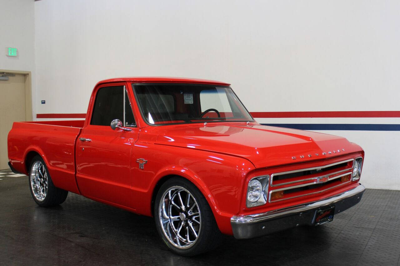 1967 Chevrolet C/K 10 Series 9