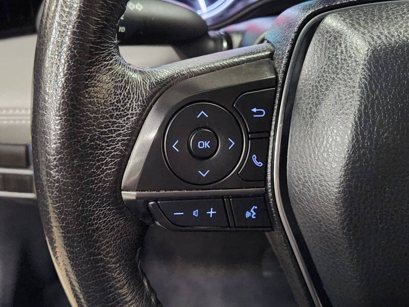 2021 Toyota Avalon Hybrid XLE