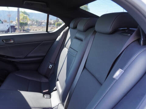 2024 Lexus IS 300 F SPORT Design