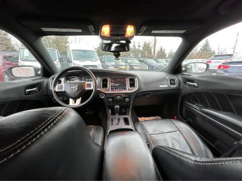 2014 Dodge Charger R/T Plus