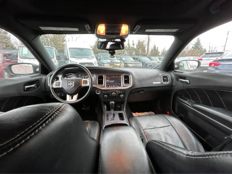 2014 Dodge Charger R/T Plus