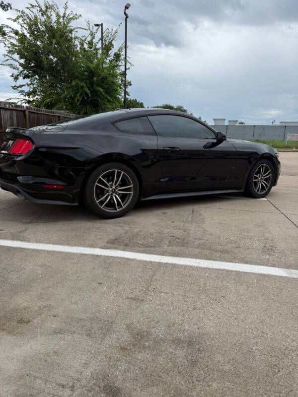 2017 Ford Mustang EcoBoost Premium