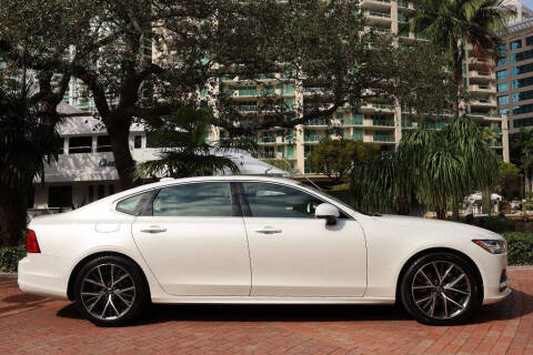 2019 Volvo S90 T5 Momentum
