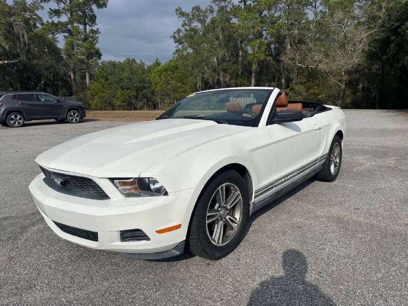 2010 Ford Mustang V6's photo