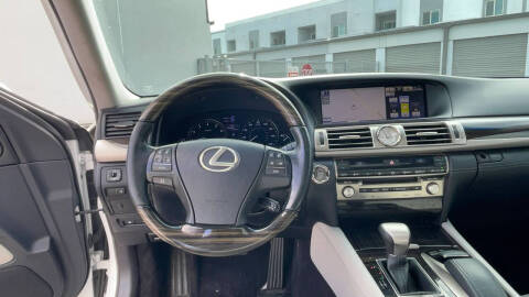 2013 Lexus LS 460