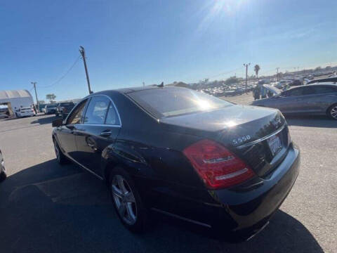 2011 Mercedes-Benz S-Class S 550 4MATIC