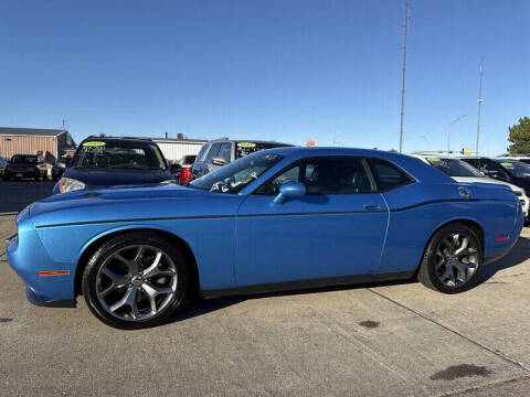 2015 Dodge Challenger SXT Plus
