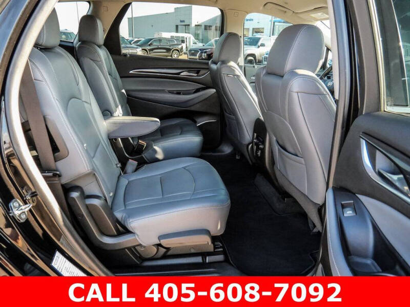 2020 Buick Enclave Essence