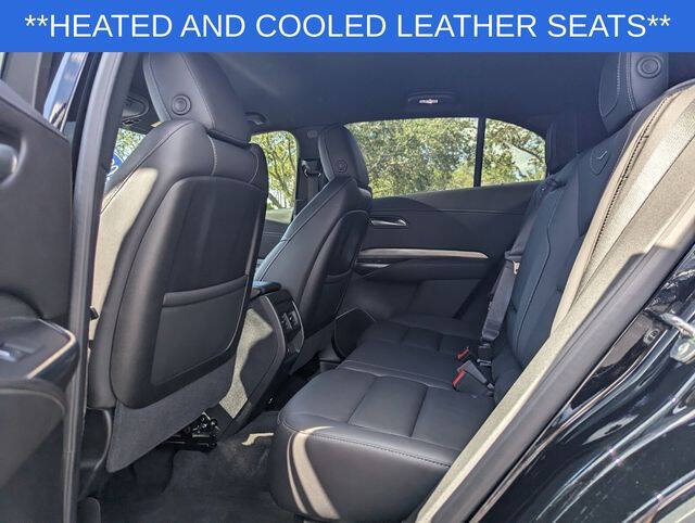 2025 Cadillac XT4 Premium Luxury