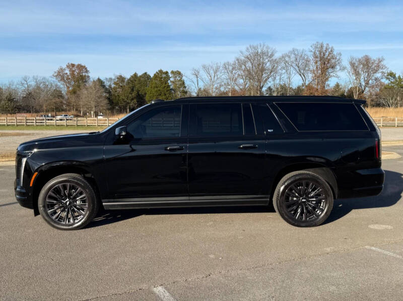 2025 Cadillac Escalade ESV Sport