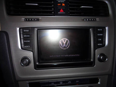 2017 Volkswagen Golf TSI S