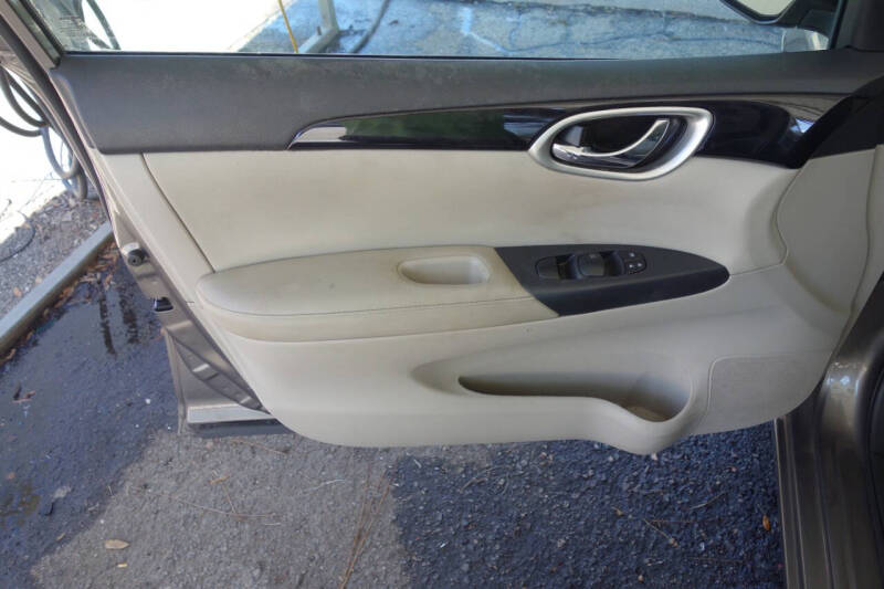 2016 Nissan Sentra SV