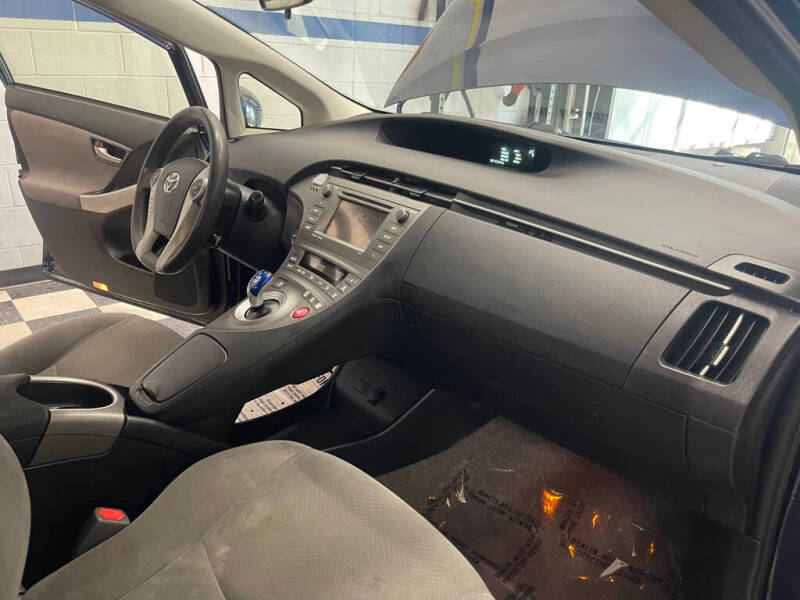 2015 Toyota Prius Three