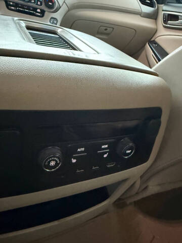 2017 GMC Yukon Denali