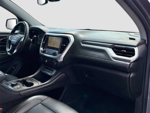 2021 GMC Acadia SLT