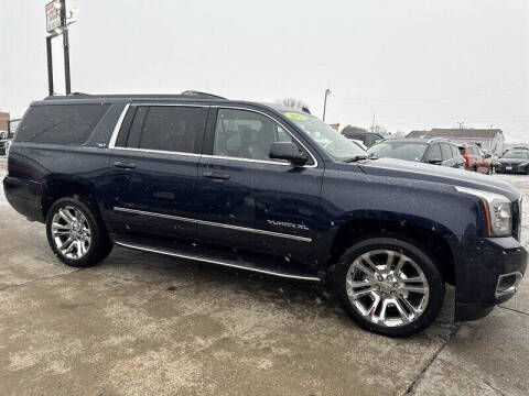 2017 GMC Yukon XL SLT