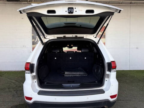 2020 Jeep Grand Cherokee